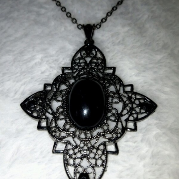 Necklace - Picture 3 of 3